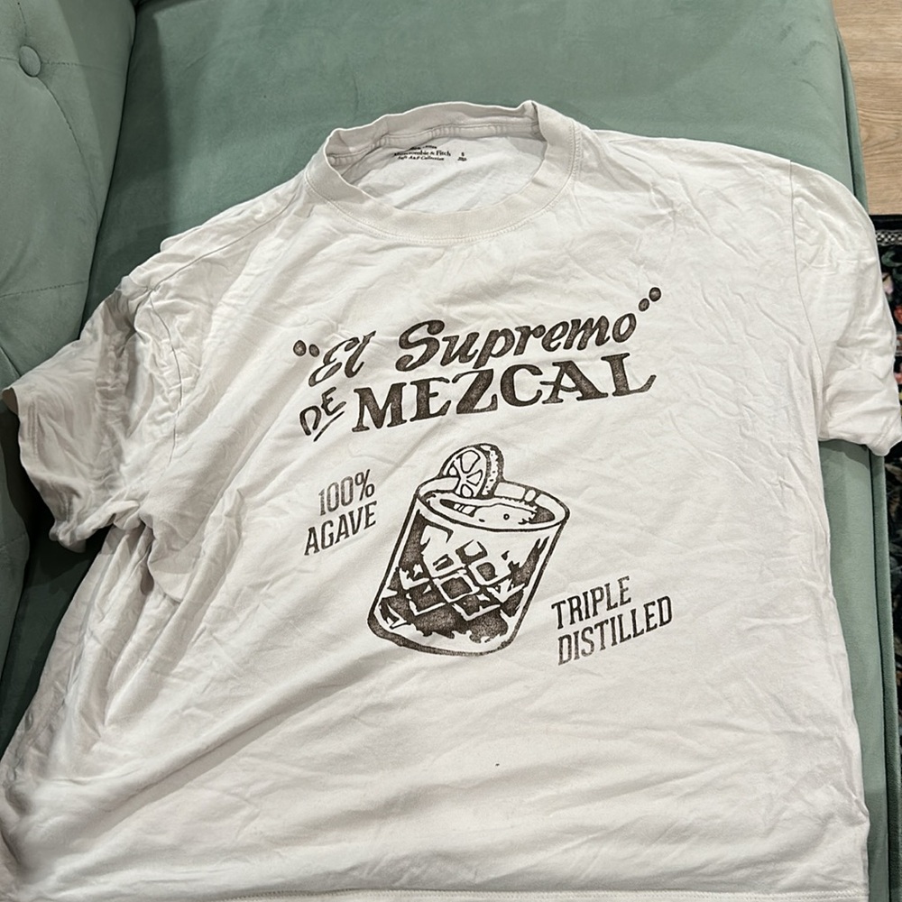 Abercrombie and fitch El Supremo de Mezcal Graphic T-Shirt